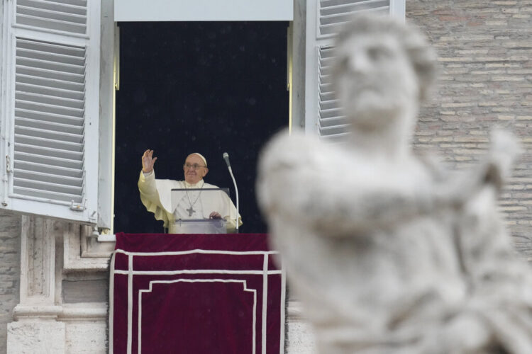 Mon. 10:32 a.m.: Pope on COVID vaccines says health care a 'moral obligation'